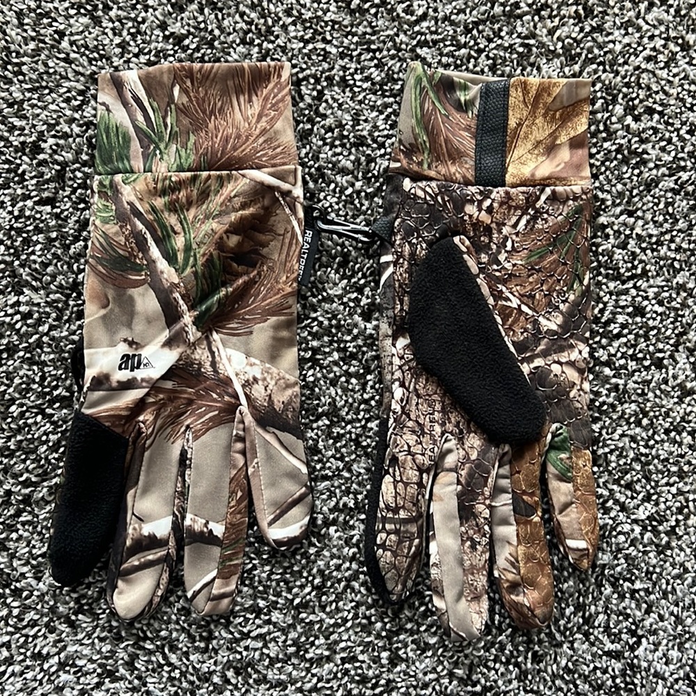 AP real tree gloves